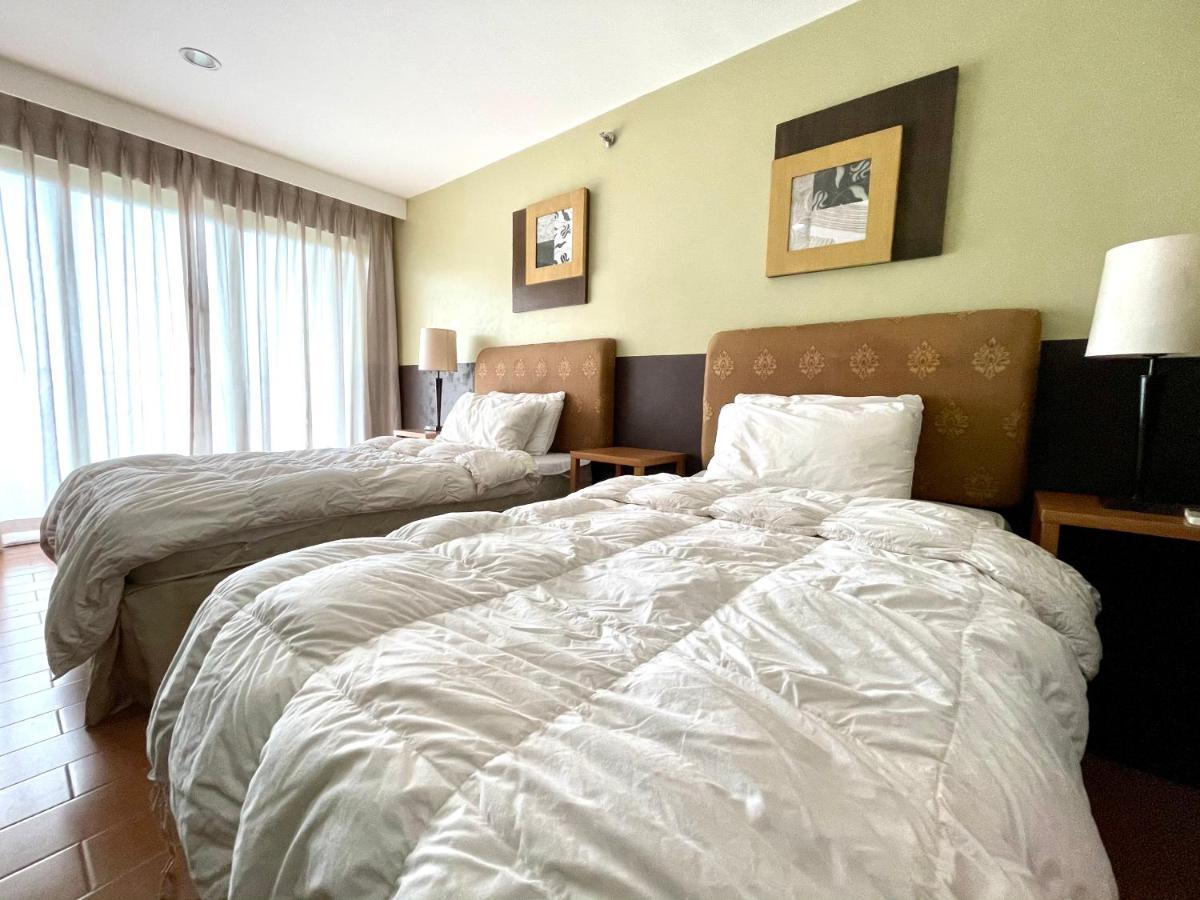 One Tagaytay Place Private Residences Tagaytay City Bagian luar foto