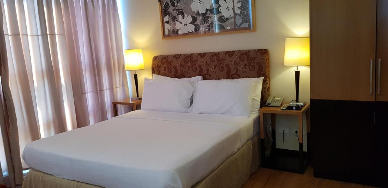 One Tagaytay Place Private Residences Tagaytay City Bagian luar foto