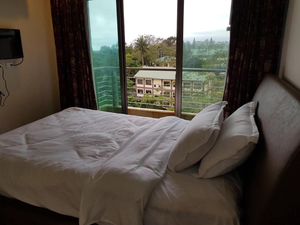 One Tagaytay Place Private Residences Tagaytay City Bagian luar foto