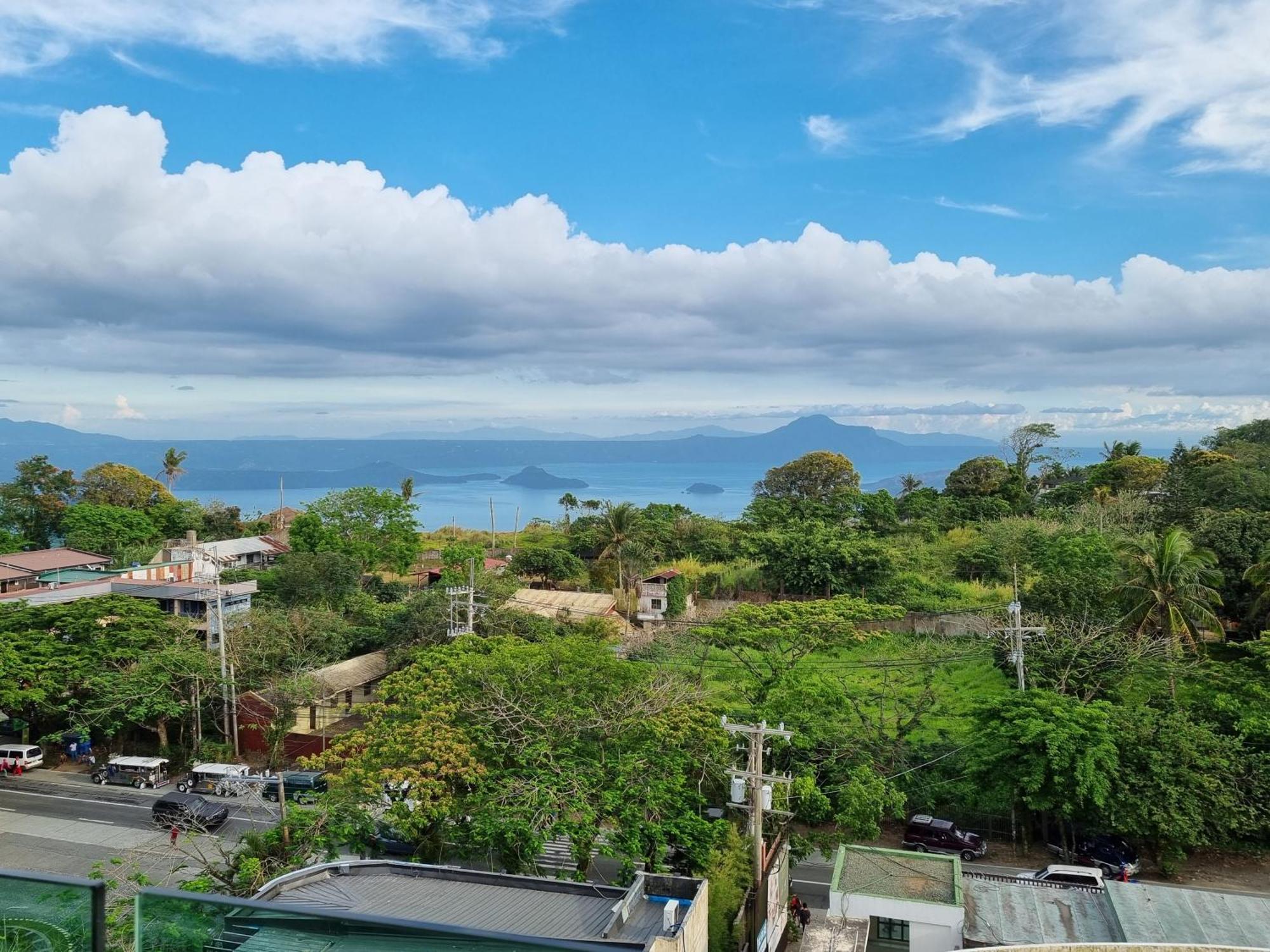 One Tagaytay Place Private Residences Tagaytay City Bagian luar foto