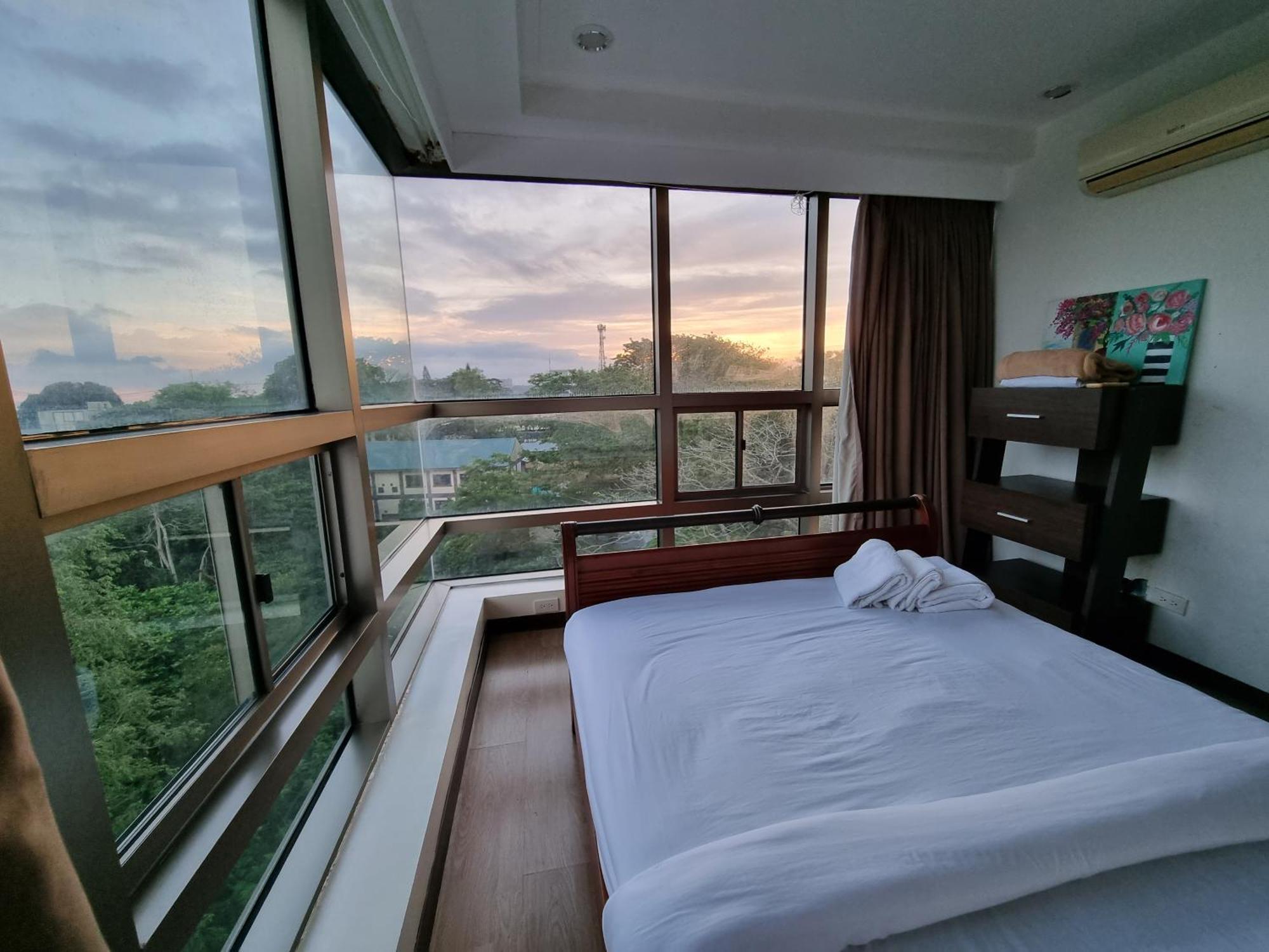 One Tagaytay Place Private Residences Tagaytay City Bagian luar foto